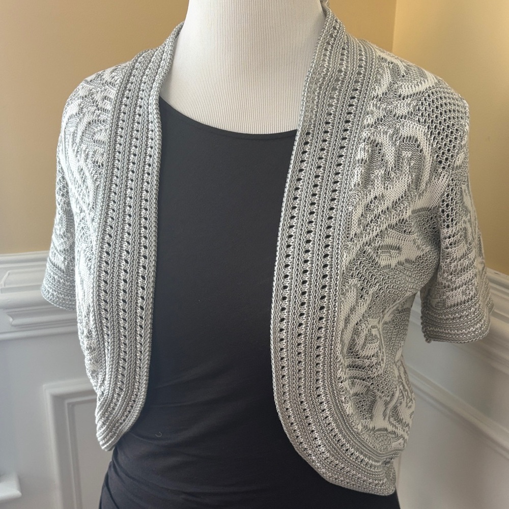 Faded glory small lace Crochet Knit Cardigan Shrug Lightweight Sweater Short S